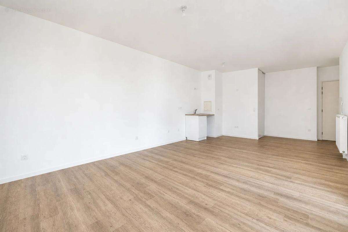 Appartement à MOISSY-CRAMAYEL