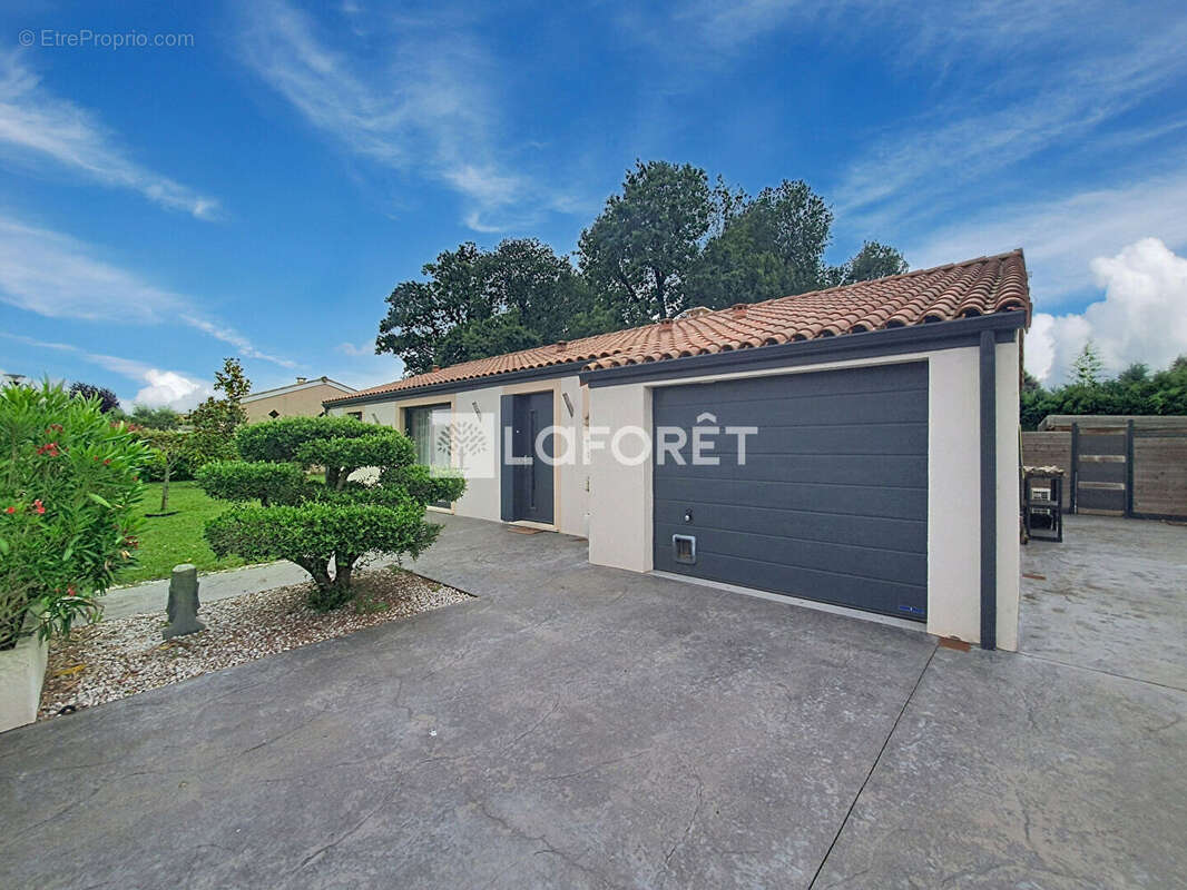 7 minutes au nord de Fronton, maison de type 4 ,garage attenant, piscine... - photo 17
