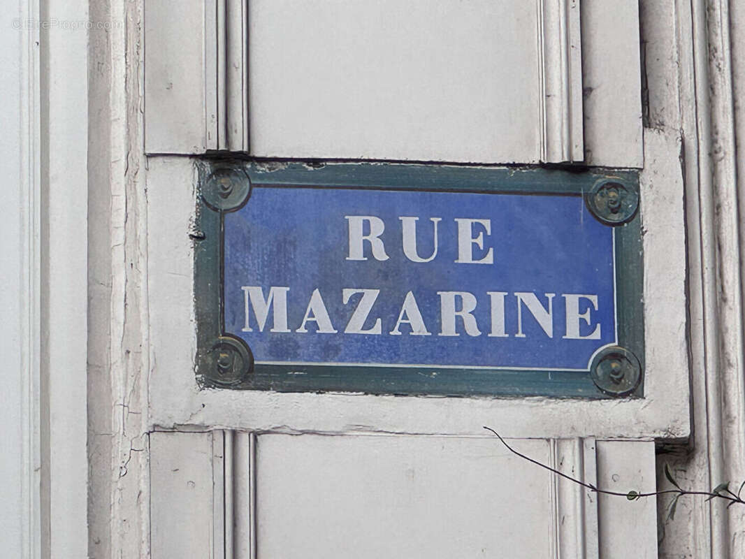 Local commercial atypique - photo 2