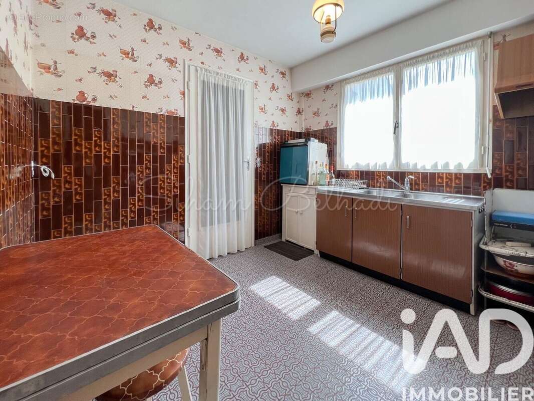 Maison 140 m² à Saint-Maur-Des-Fosses  - photo 9