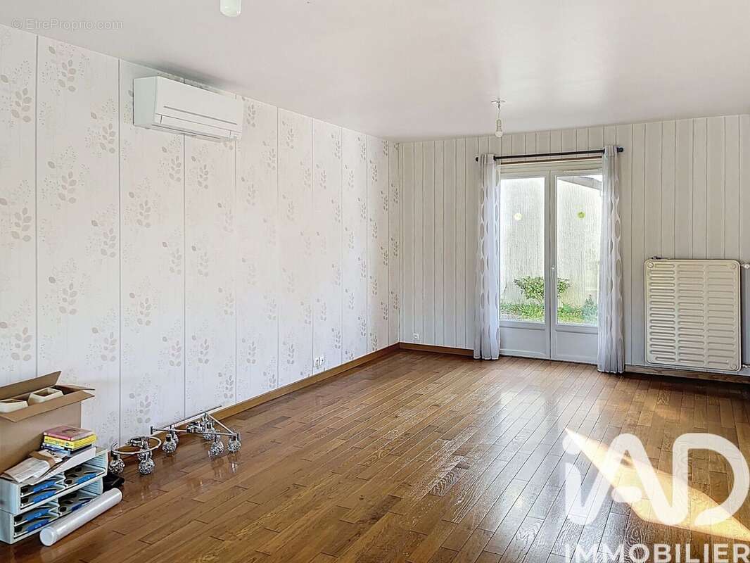 Photo 5 - Maison à CHATELLERAULT