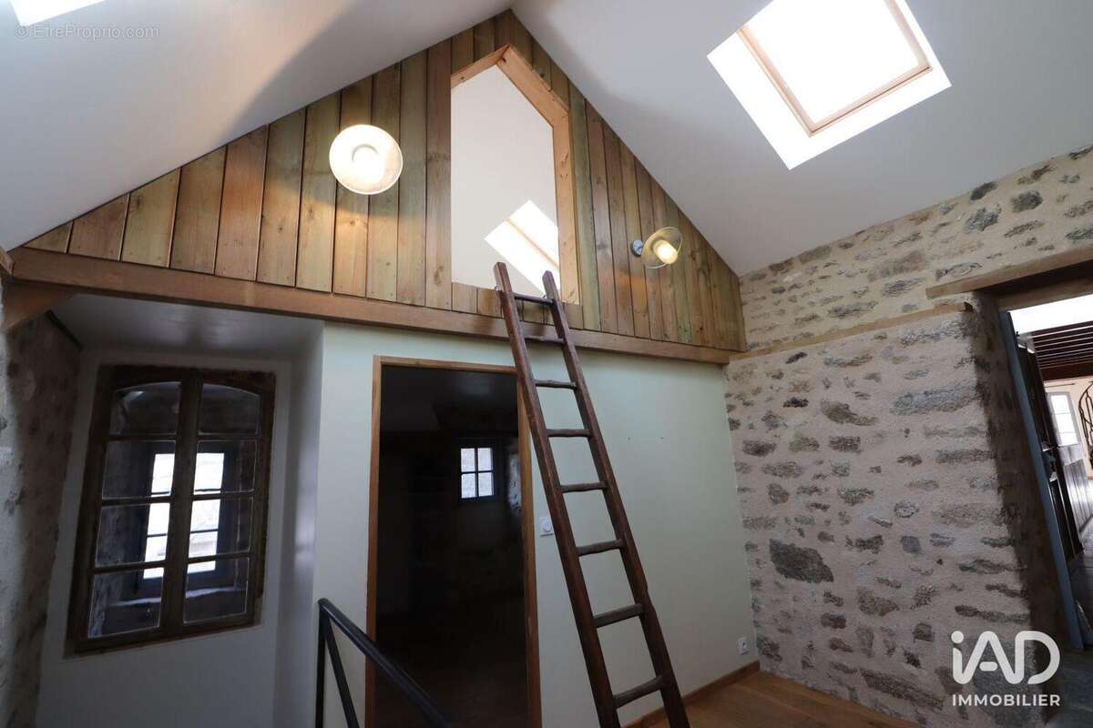 Photo 8 - Commerce à BARFLEUR