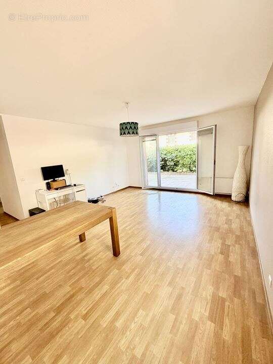 Appartement à LE VERDON-SUR-MER