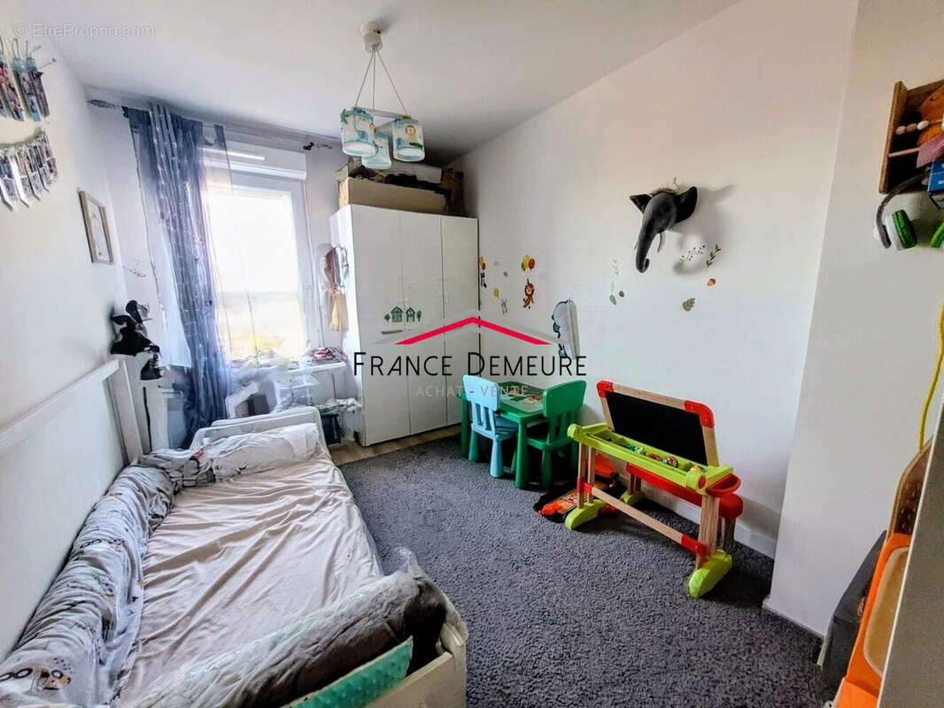 Appartement 82 m² à Saint-Leu-La-Foret  - photo 7