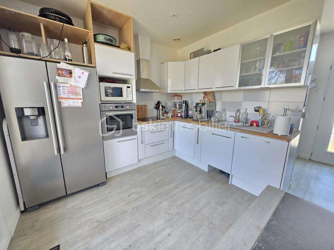 Maison à VARENNES-VAUZELLES