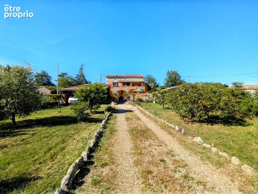 Maison en pierre 7 pièces 150m2, piscine, jardin - photo 23