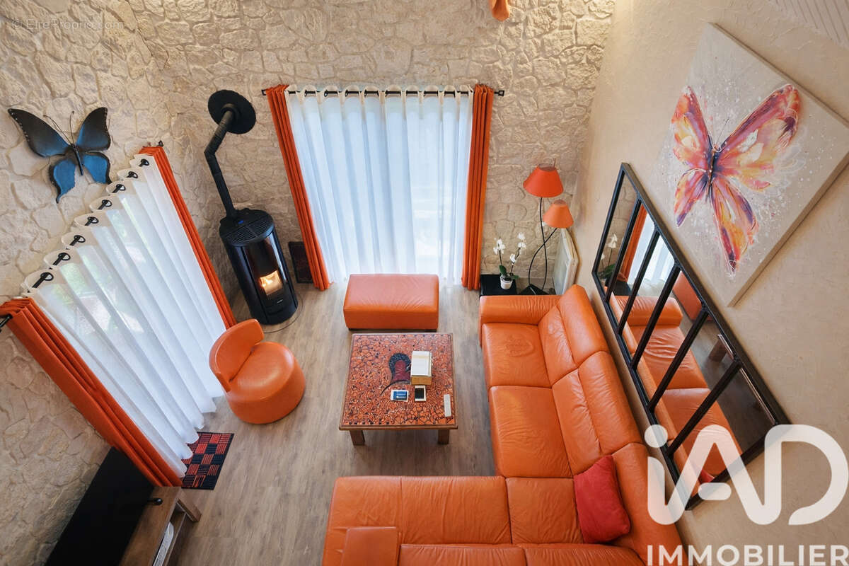 Photo 6 - Maison à LONGPERRIER