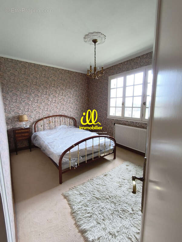 Maison 176 m² à Saint-Laurent  - photo 8