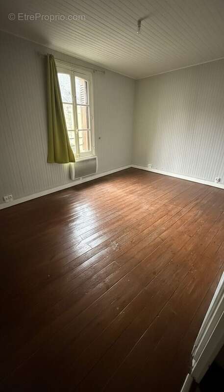 Maison à VILLEDIEU-LE-CHATEAU