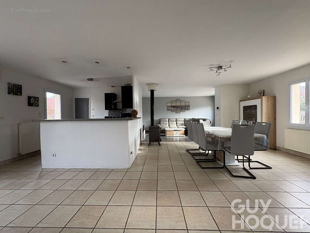 Maison à OUZOUER-LE-MARCHE