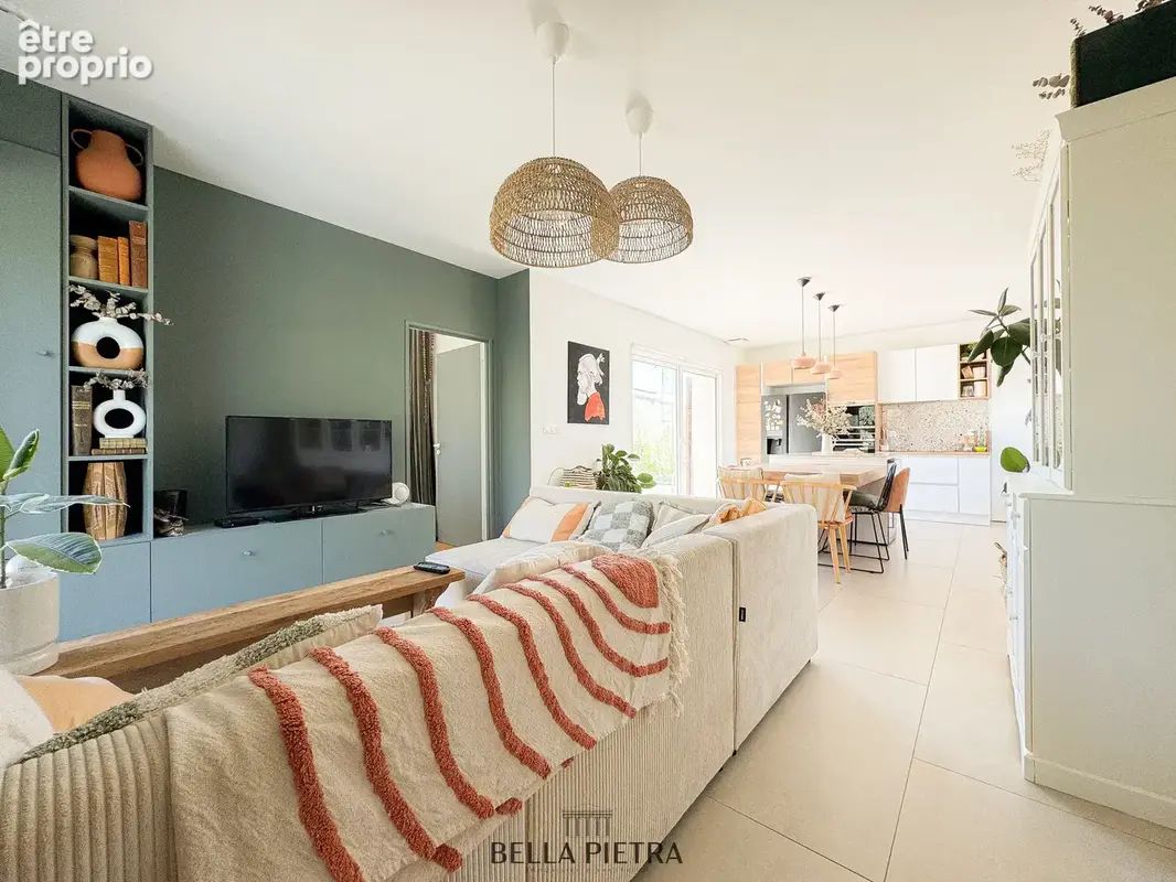 Maison 4 pièces 94 m² à vendre à Sussargues (34160) - photo 7