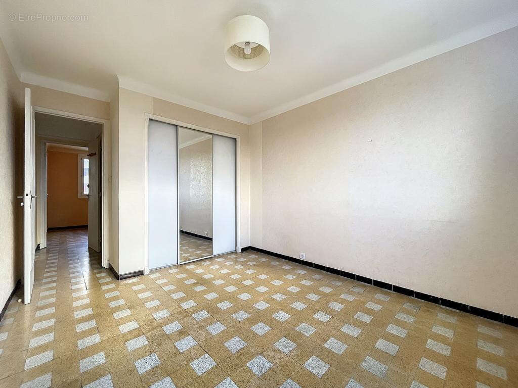 Appartement à MARSEILLE-9E