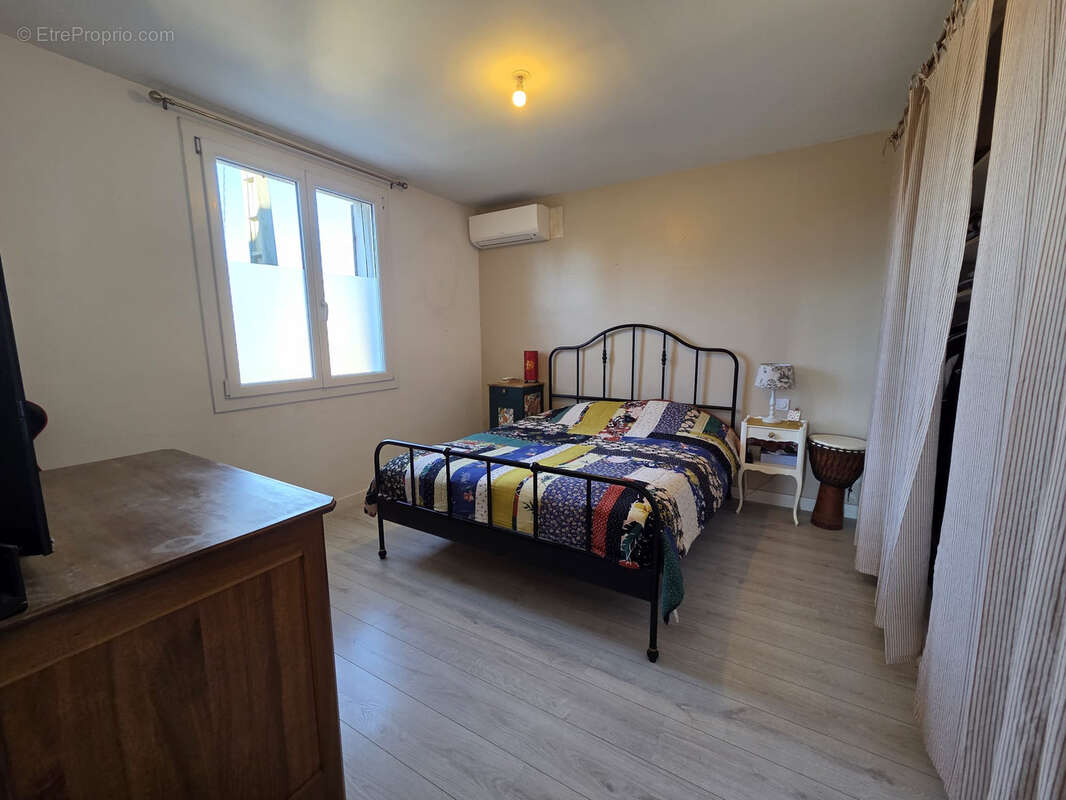 Appartement DUPLEX 224 m2 habitables terrain 408 m2 EXCELLENT ETAT - photo 7