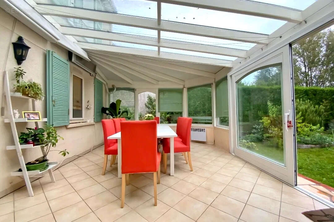 Maison à OZOIR-LA-FERRIERE