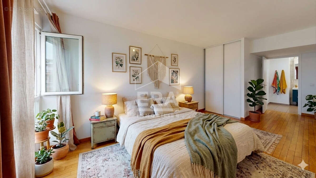 Appartement à PARIS-19E
