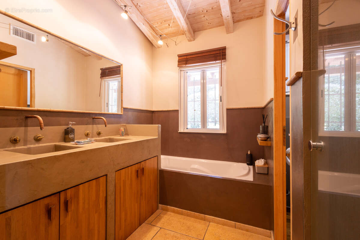 Maison à LA CROIX-VALMER