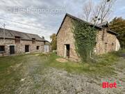 Maison à SAINT-THURIAL