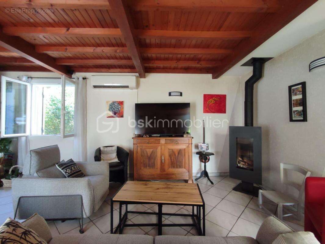 Maison à SAINT-SULPICE