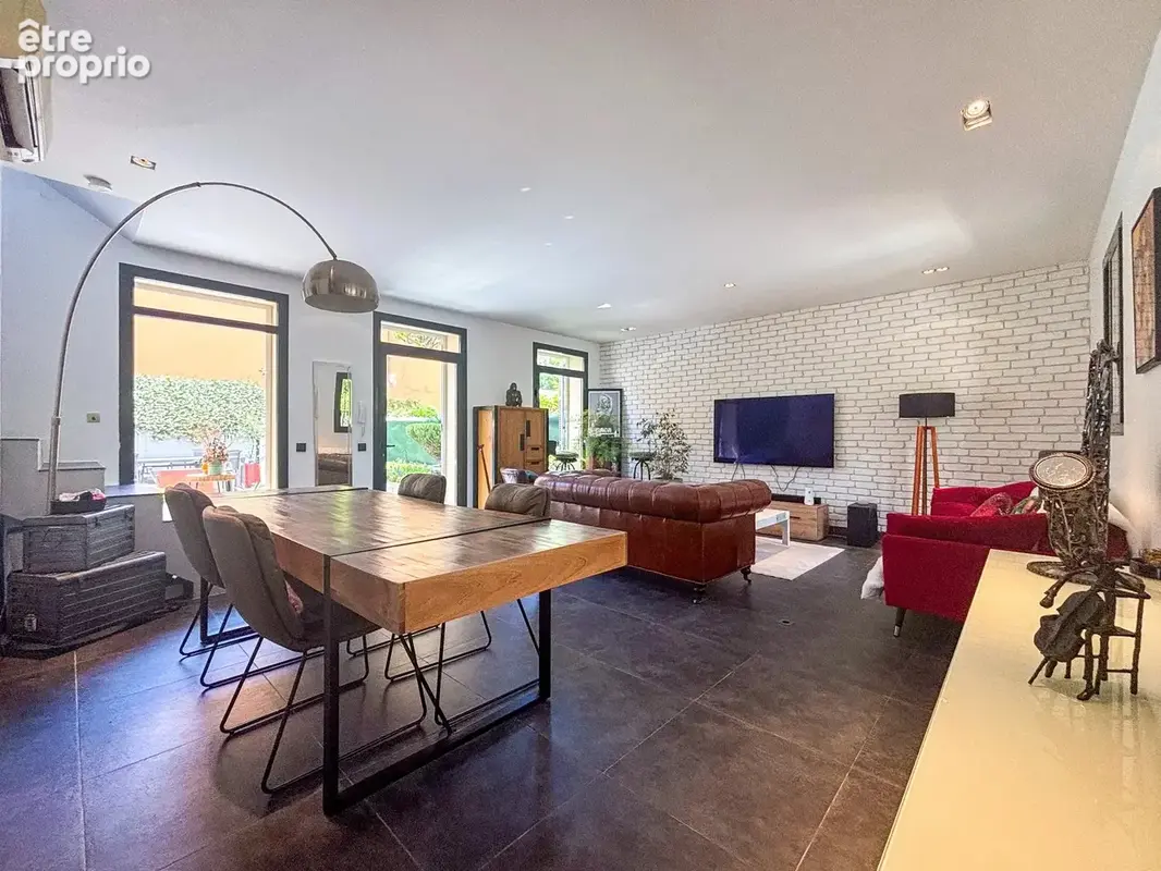 Maison rénovée dans le village de Saint-Jean-Cap-Ferrat - photo 5