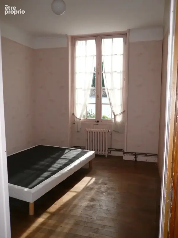  BURIE (17) A Vendre CORPS de FERME et Ses Nombreuses Dépendances  - photo 28