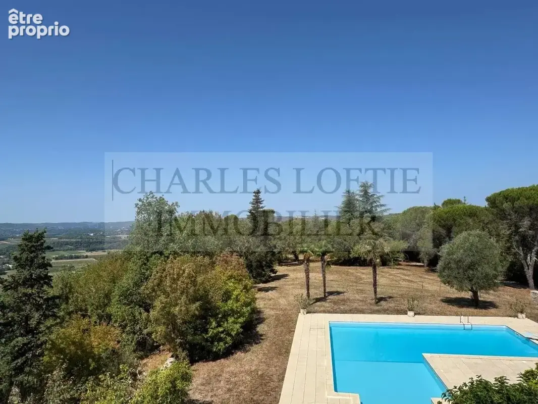 Authentique propriété en pierre avec piscine et dépendances sur 36 hectares, nichée sur les hauteurs de Cahors - photo 17