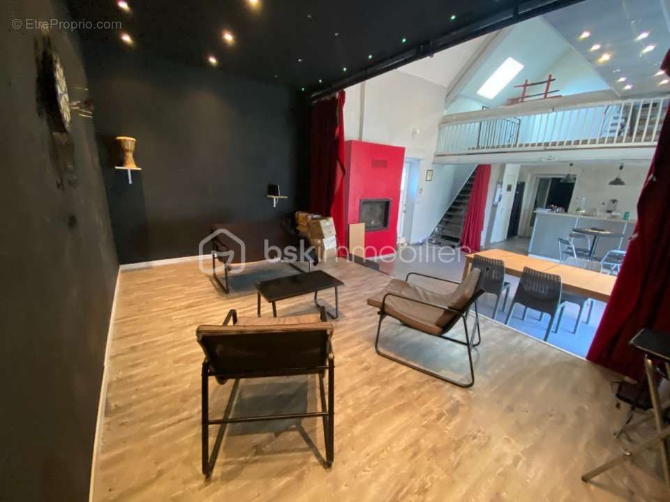 Maison à SAINT-MARTIN-DES-CHAMPS