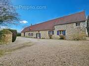 Maison à LE MELE-SUR-SARTHE
