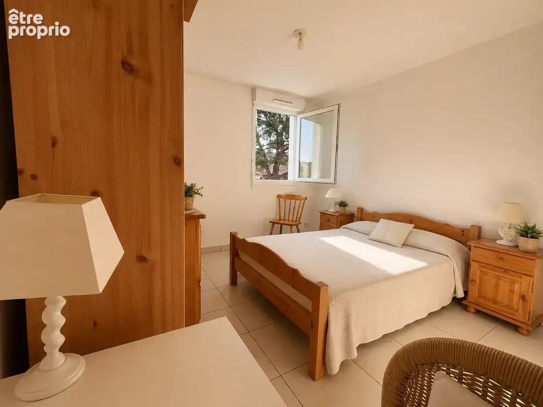 'Au sein d'une résidence sécurisée et parfaitement entretenue, venez découvrir ce magnifique appartement T4 au - photo 6