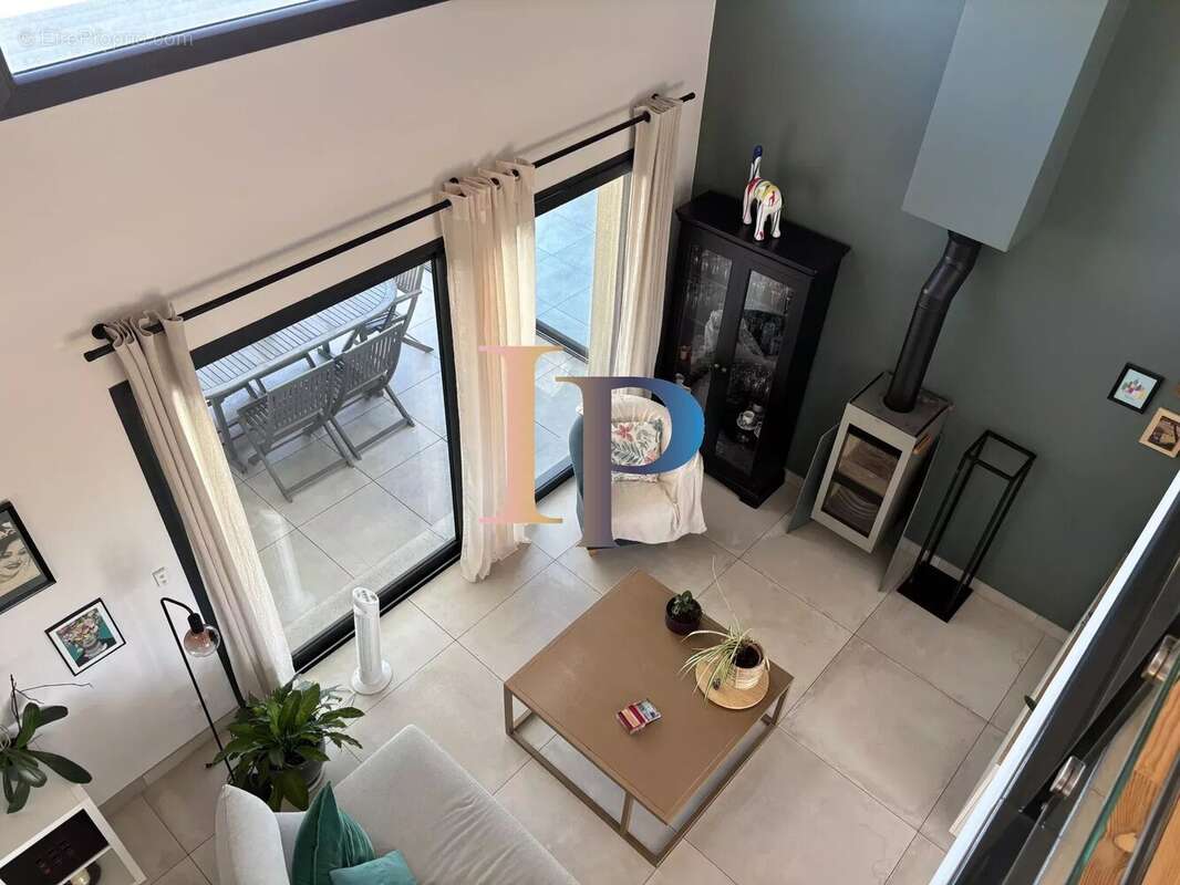 Maison à CHARLIEU