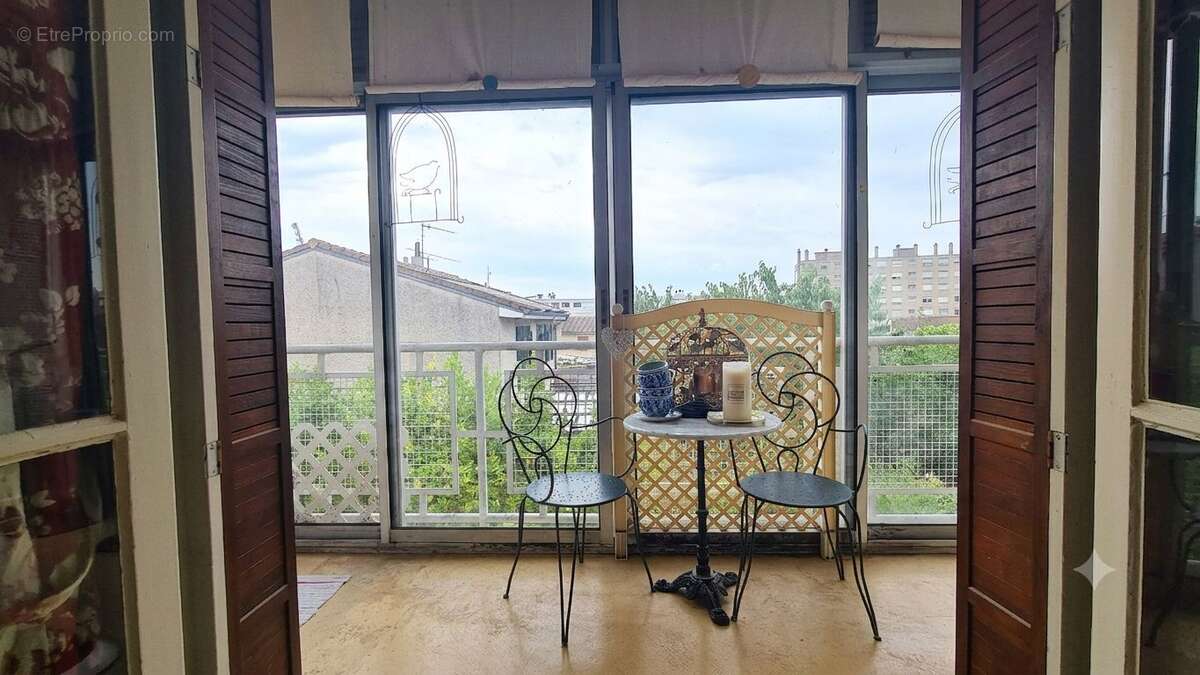 Maison familiale avec beau potentiel – 108 m² habitables – 4 à 5 chambres possibles – Garage – Terrain clos de 396 m² - photo 9