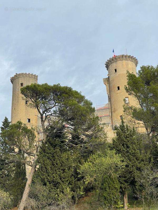 Maison à CHATEAURENARD