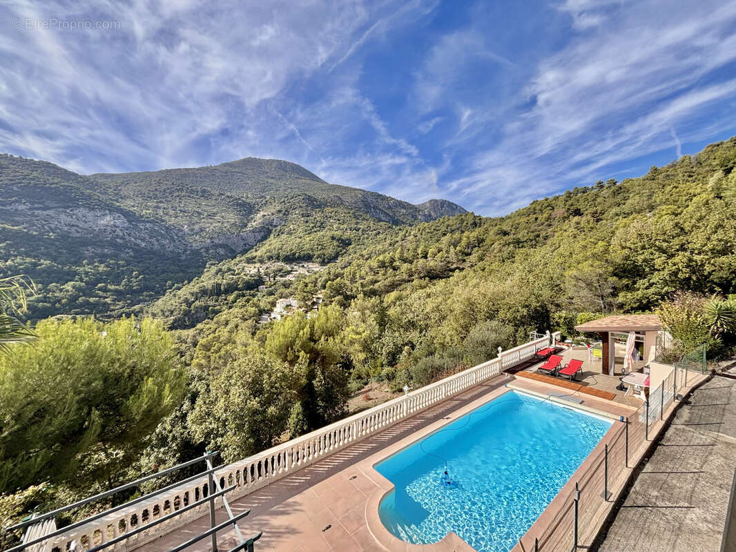 Maison à ROQUEBRUNE-CAP-MARTIN