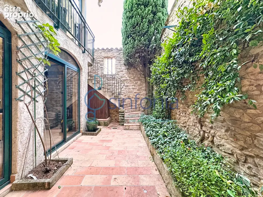 Maison de village de caractère avec patio, balcon et stationnement   Gallargues-le-Montueux - photo 5