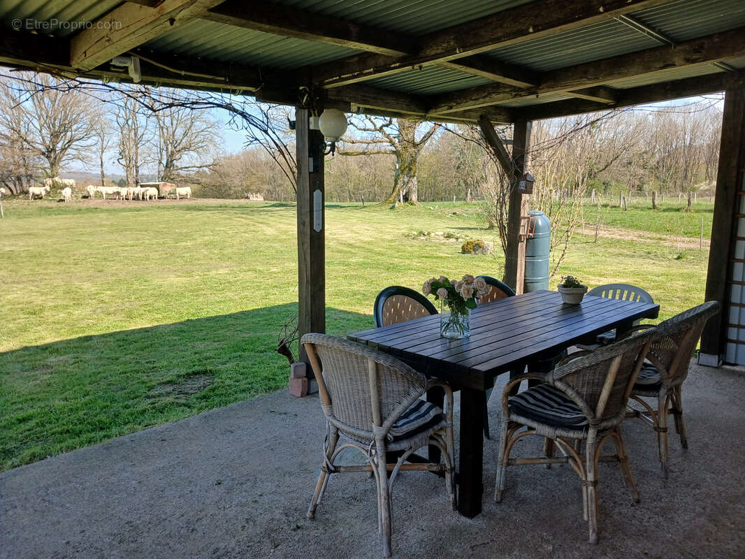 En exclusivité, un ensemble de deux maisons, une habitable de suite et l'autre à améliorer, jardin avec belle - photo 23