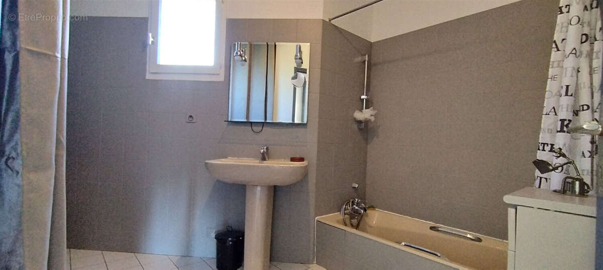 Maison à LE PASSAGE