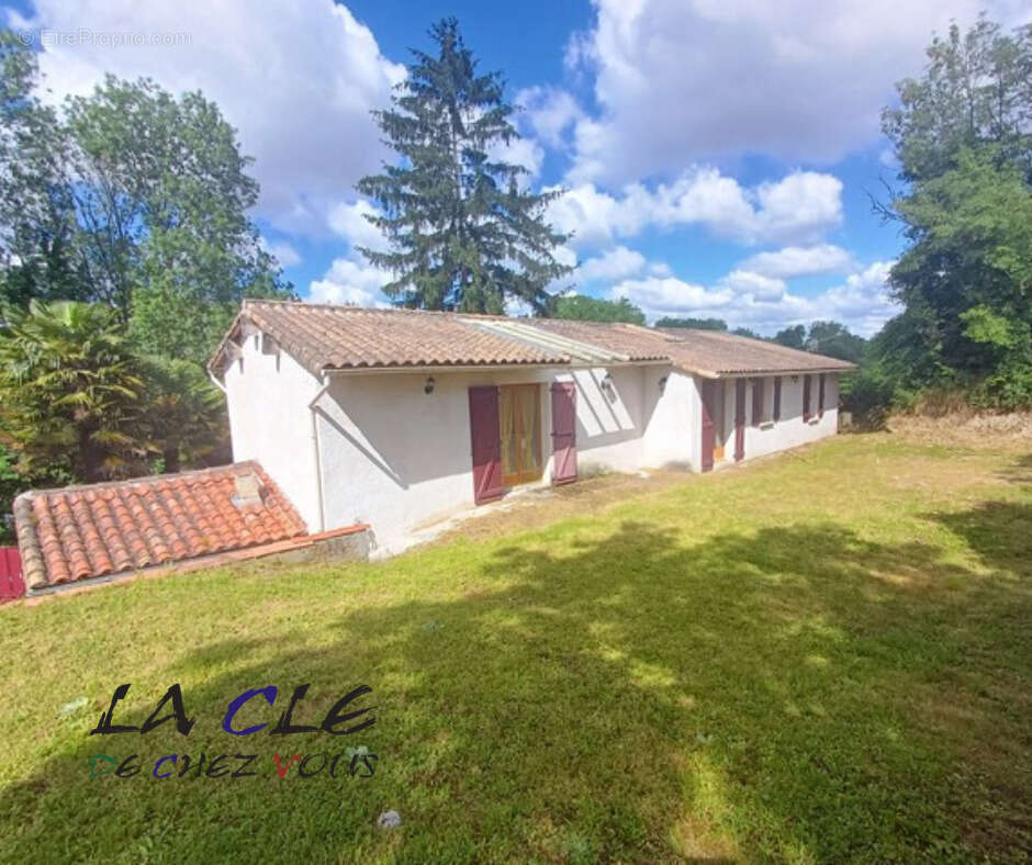 Maison à COULONGES-SUR-L'AUTIZE