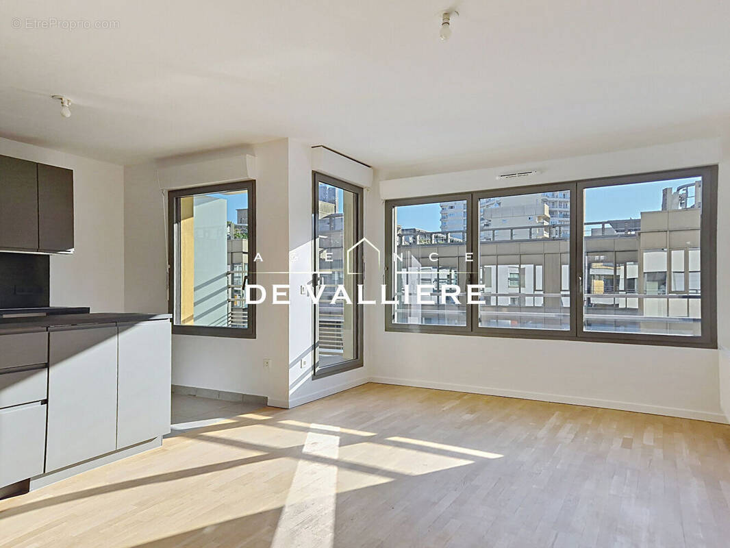 Appartement à NANTERRE