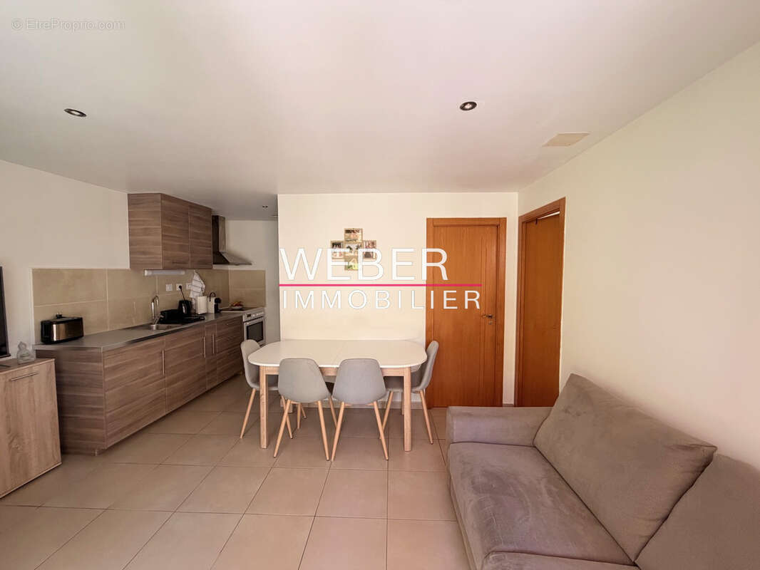 SAINTE ANNE D'EVENOS - Maison 140 m2 - T2 - Piscine - photo 15