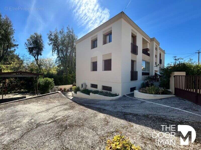 Appartement à HYERES