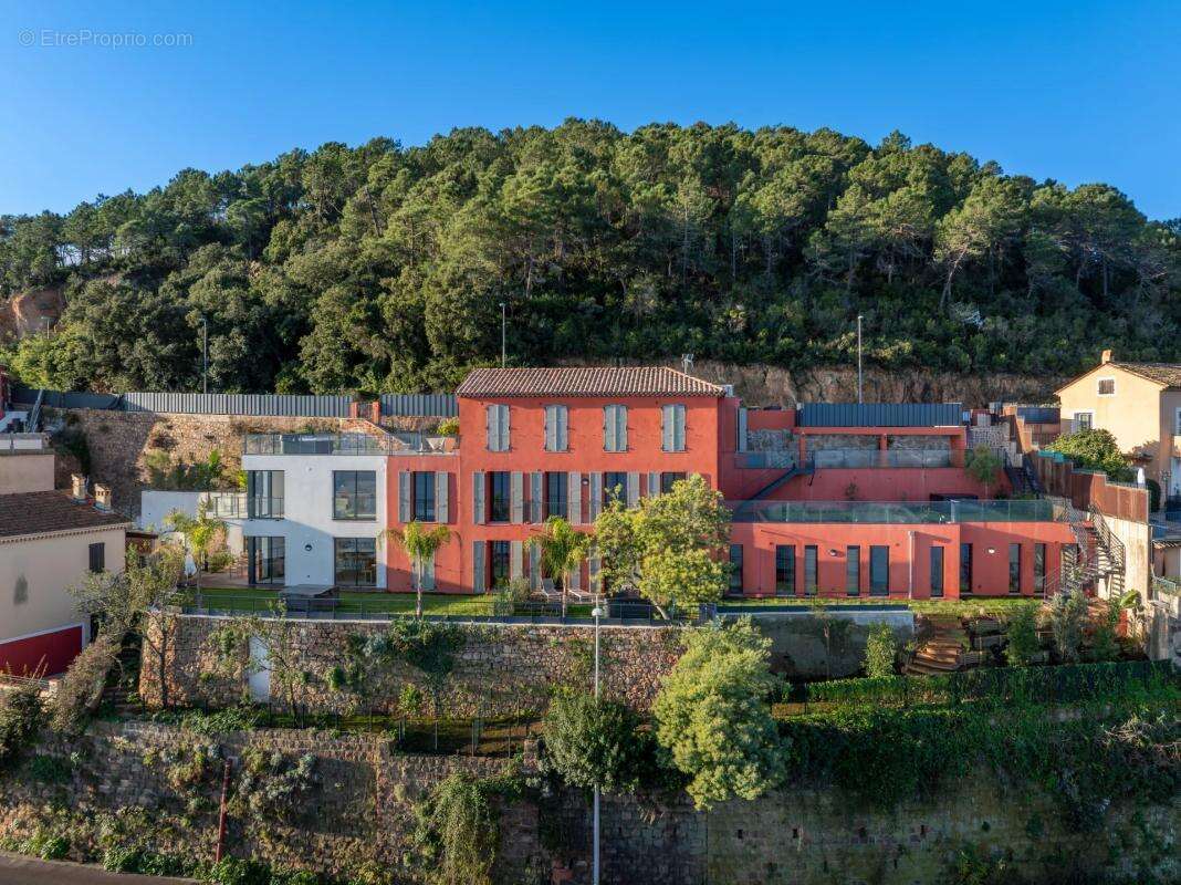 Appartement à THEOULE-SUR-MER