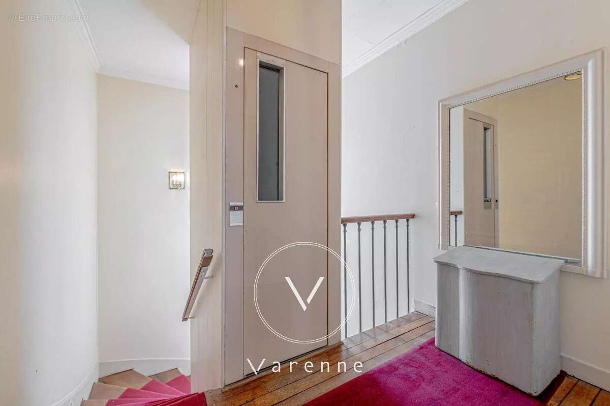 Appartement à PARIS-6E