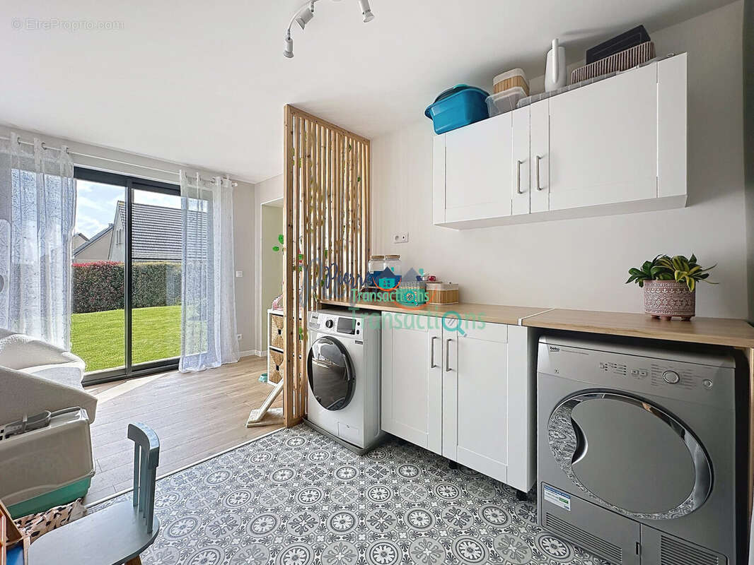 Maison à SAINT-ROMAIN-DE-COLBOSC