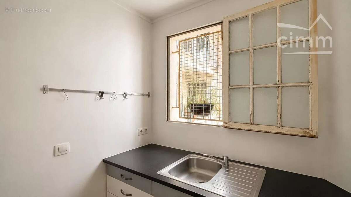 Appartement à PARIS-19E
