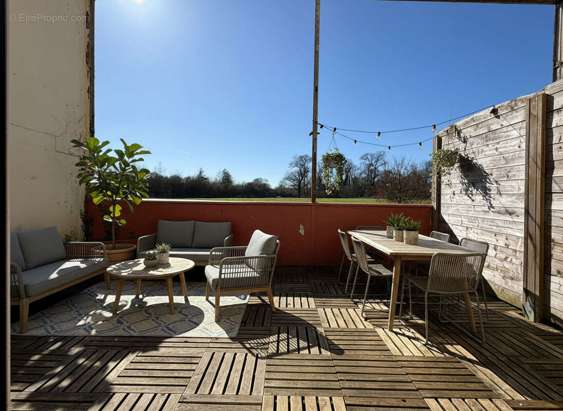 Appartement à LE RHEU
