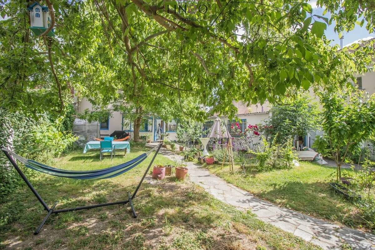 Maison à CHOISY-LE-ROI