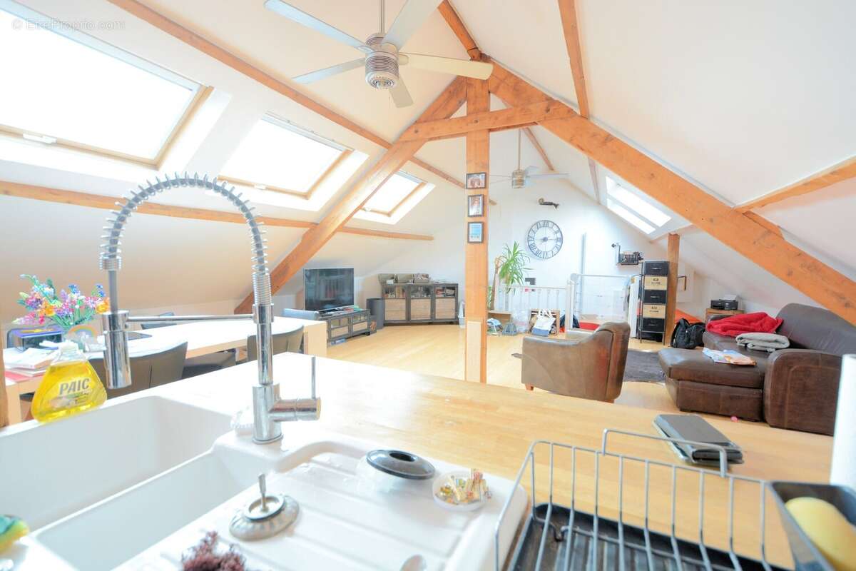 Appartement à SAINT-MAUR-DES-FOSSES