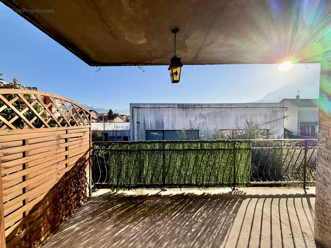 Appartement à FONTAINE