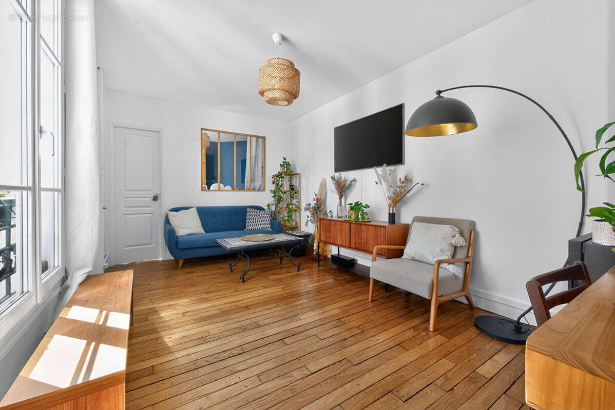 Appartement à PARIS-19E