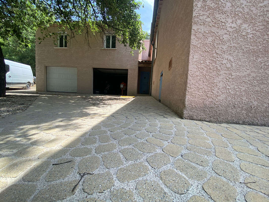 Maison à CASENEUVE