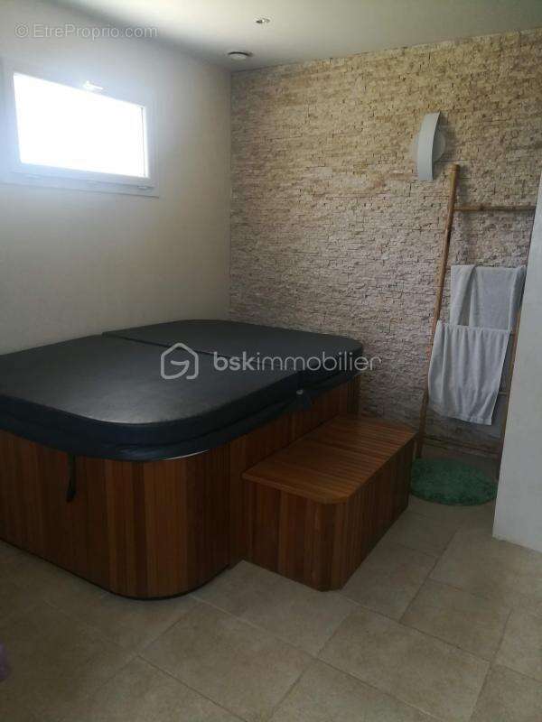 Maison à EVRY-GREGY-SUR-YERRE